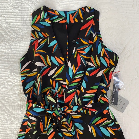 Maggy London Leaf Print V Neck Cropped Jumpsuit 2 - Picture 7 of 9